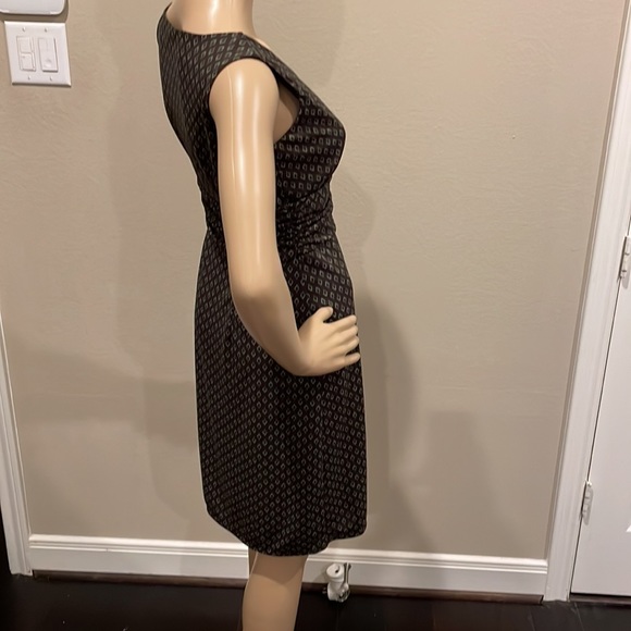 Ann Taylor Loft dress 👗 size 4P - Picture 8 of 11